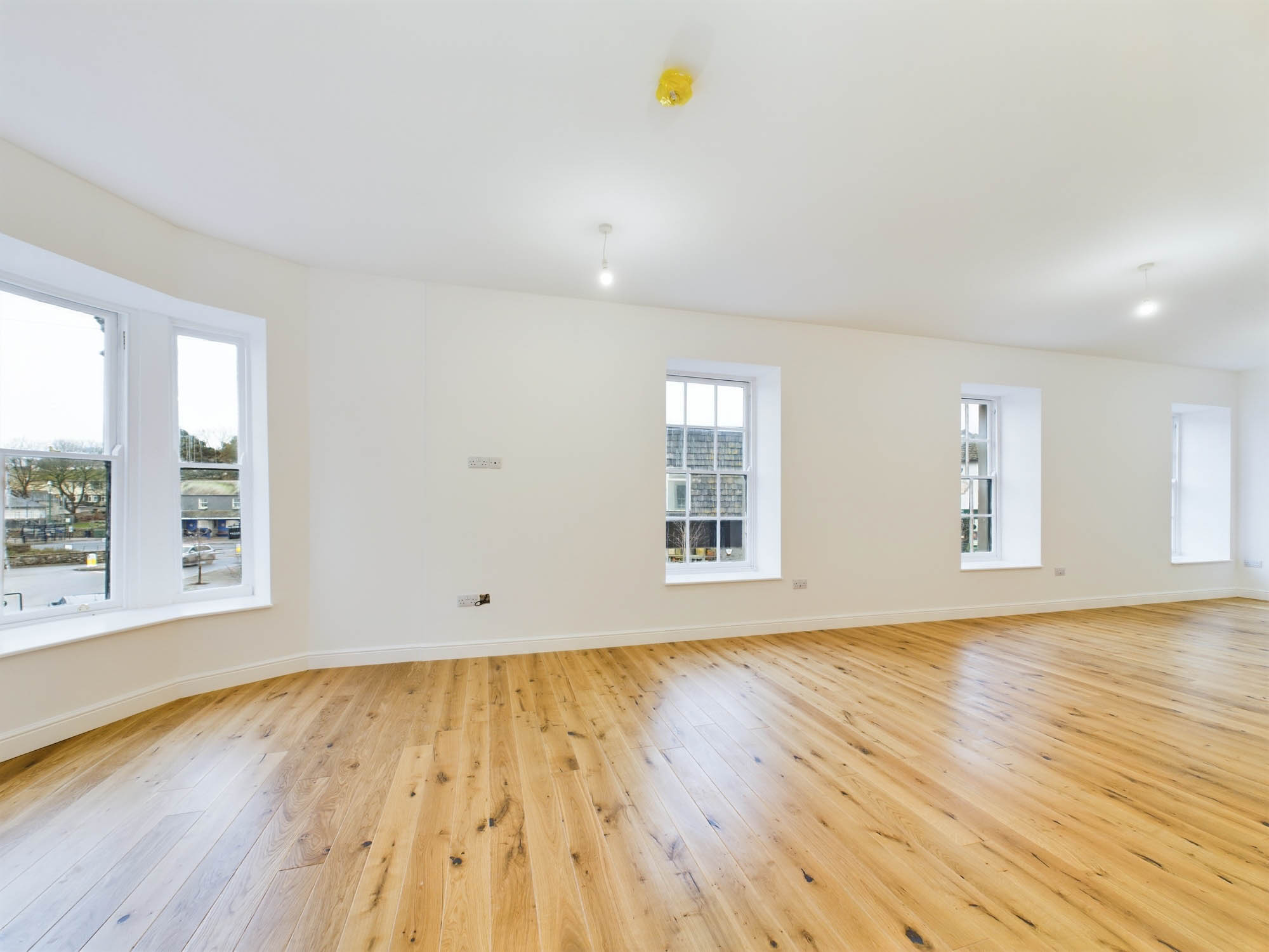 CAM02653G0-PR0059-STILL035 CAM02653G0-PR0059-STILL035