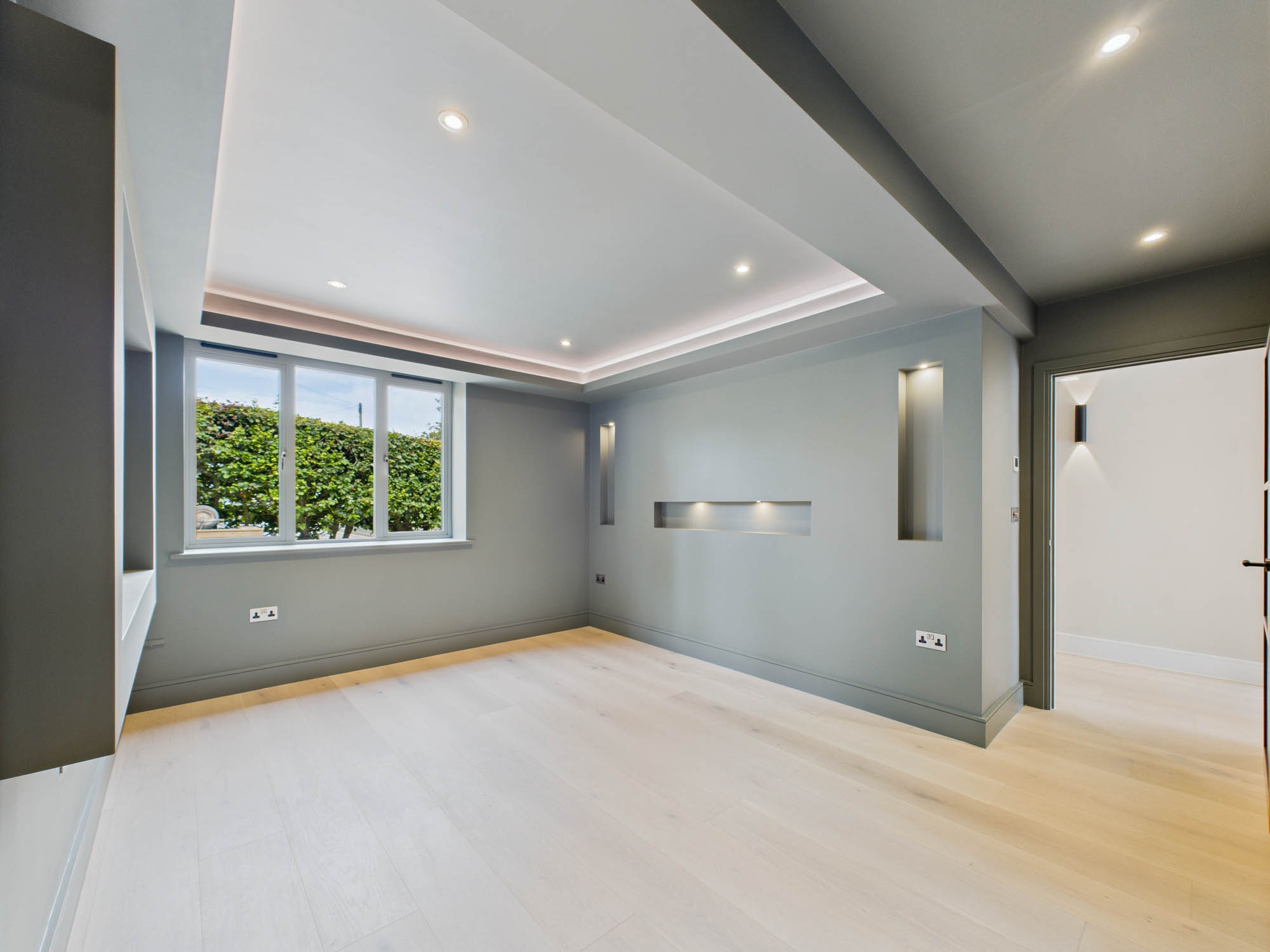 CAM02653G0-PR0197-STILL047 CAM02653G0-PR0197-STILL047